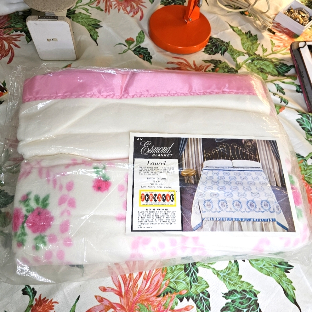 New Old Stock Pink and White Floral Blanket